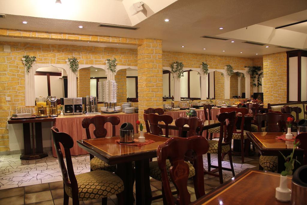 Wali'S Hotel Bielefeld Bagian luar foto
