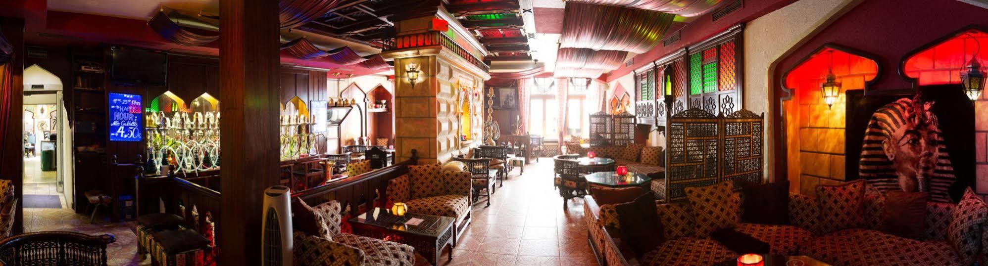 Wali'S Hotel Bielefeld Bagian luar foto