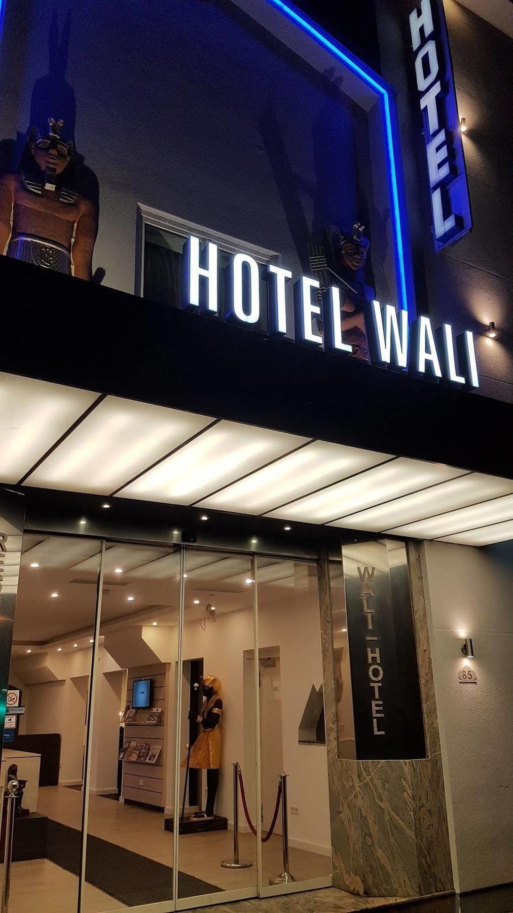 Wali'S Hotel Bielefeld Bagian luar foto